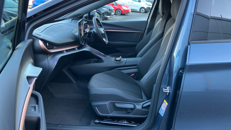 CUPRA Tavascan 210kW V1 77kWh 5dr Auto Electric Estate